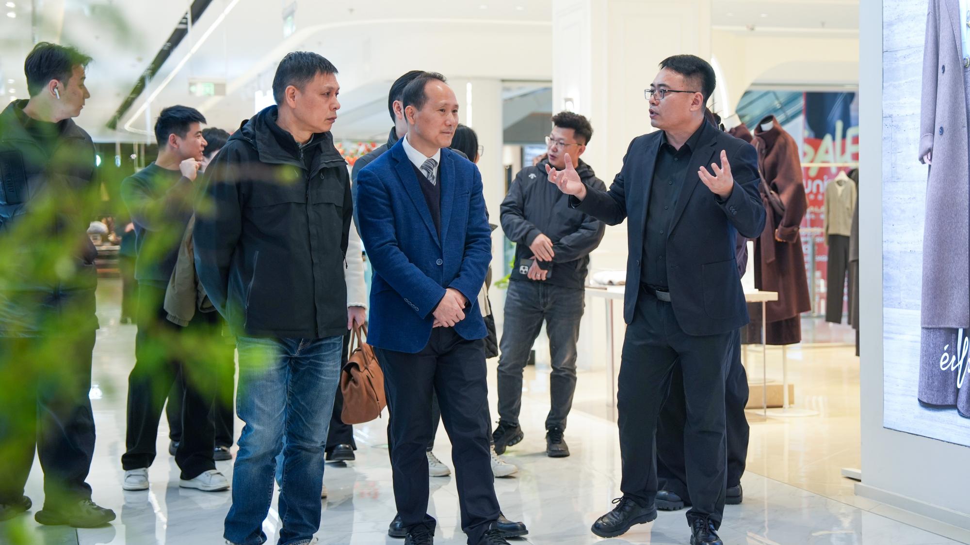 1764300338470641.jpg 79f8d93674755c9c14fd02a86b6aa1e8(1).jpg